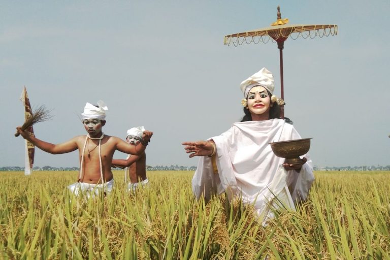 ritual budaya karawang